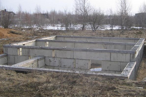 Столбчатый фундамент из бетонных блоков своими руками